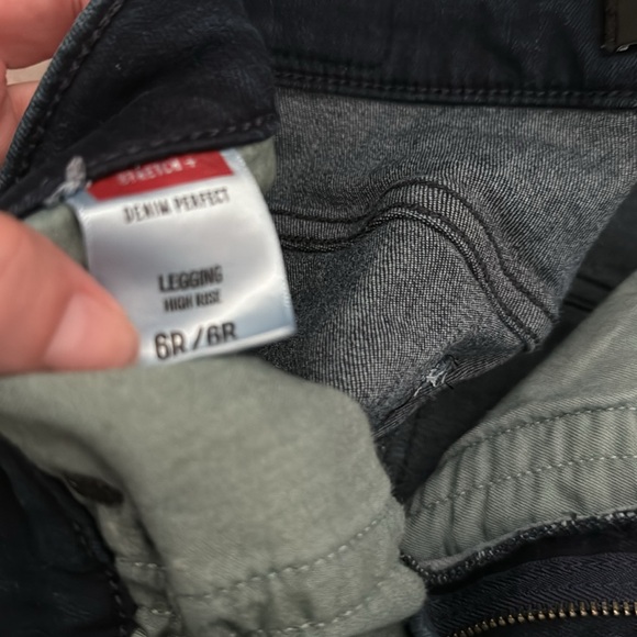 3 pair of express skinny jeans ✨✨✨make offer!! - Picture 3 of 5